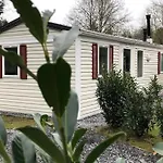 Knus In De Bossen Met Fietsen בקתה *