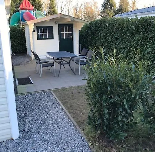 Dağ evi Knus In De Bossen Met Fietsen Epe