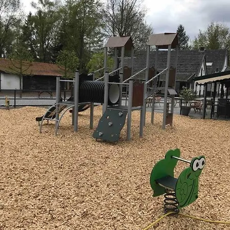 Knus In De Bossen Met Fietsen